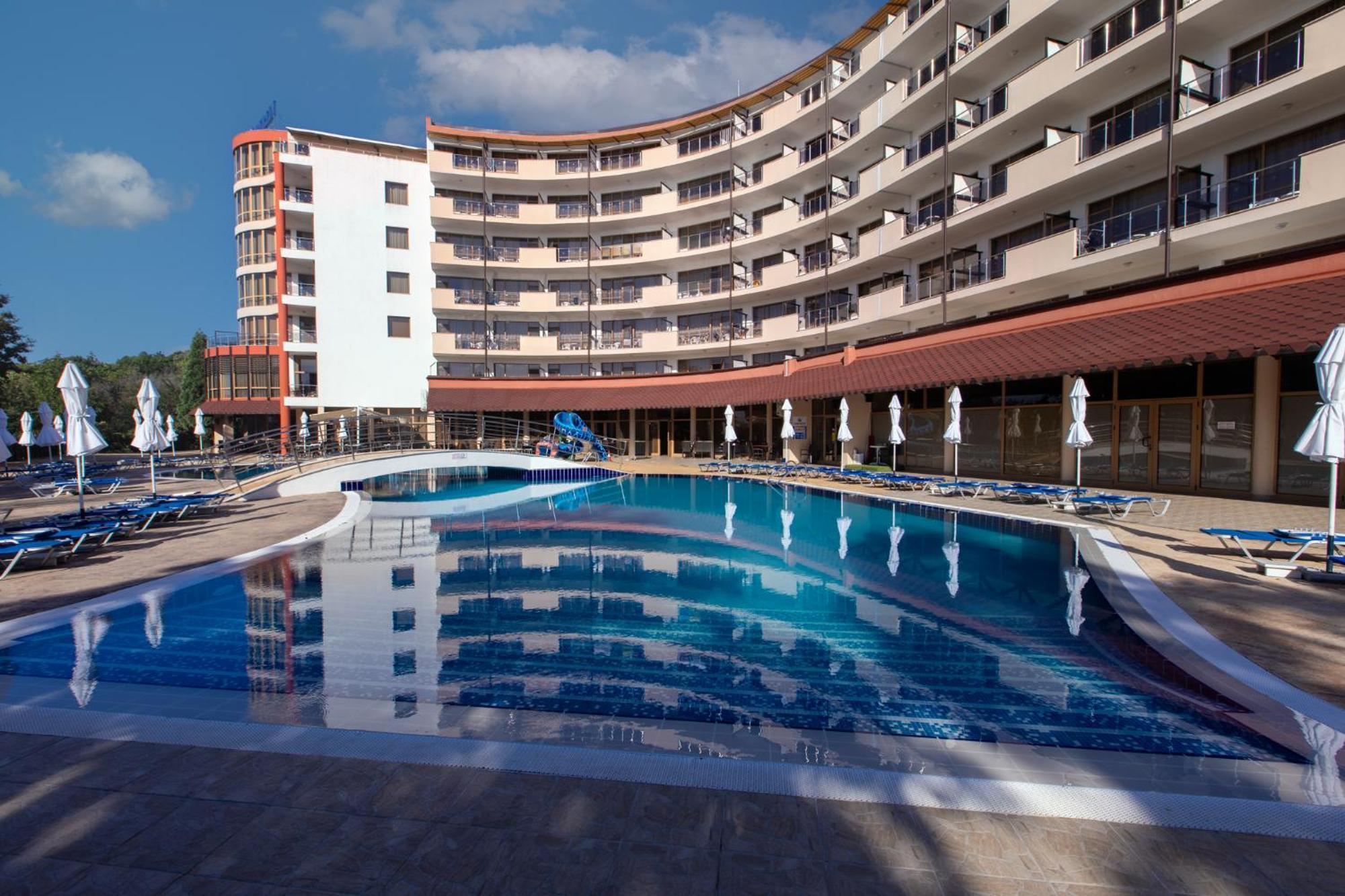 Berlin Green Park Hotel Golden Sands Exterior photo